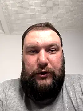 Ole_Plus Live XXX Chat