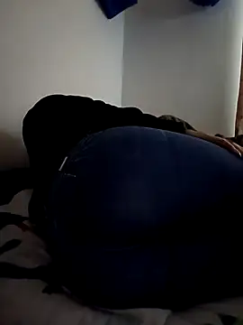 Онлайн чат XXX Bonny_Klote