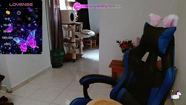 Онлайн чат XXX TRIXIE_TANG28