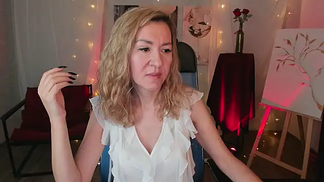 دردشة DonnaSmitth الجنسية المباشرة