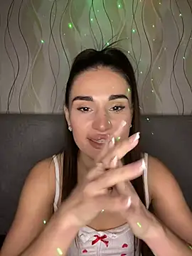 MonikaSiのライブXXXチャット