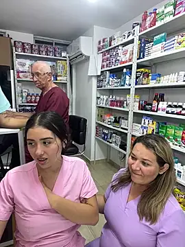 kandalove Adlı Modelin Canlı XXX Sohbeti