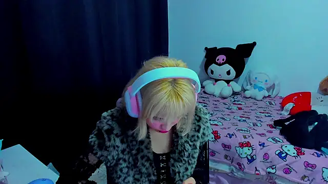 Akane-Mou Chat XXX in diretta