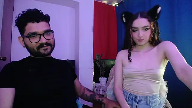 TwinFlamesXn Webbikameraesitys