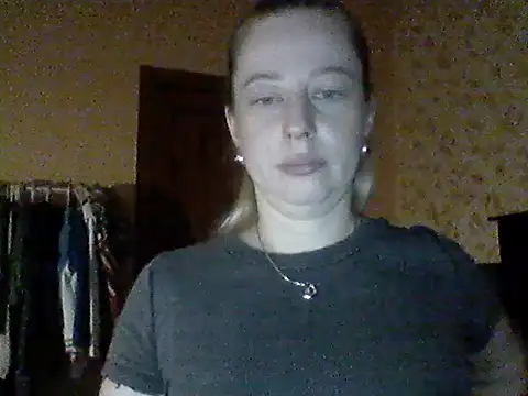 Miralisse's Live XXX Chat