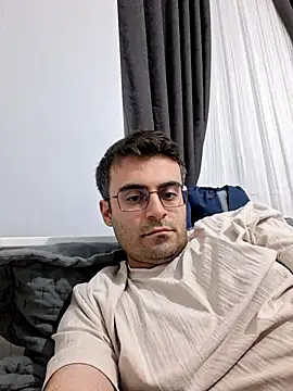 Obstacless Chat XXX in diretta