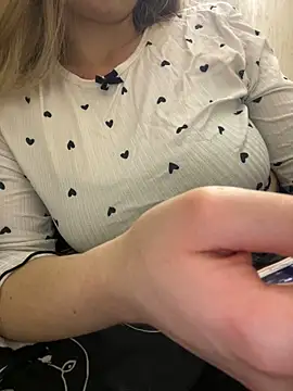 แชท XXX สดของ Majic_Maffin