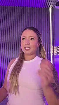 MiaPetit_ – Live XXX-chat