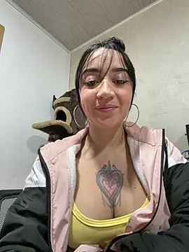 Czat XXX na żywo – EmmyEvans1