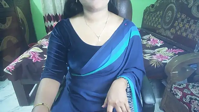 BengaliQueenStar Chat XXX in diretta