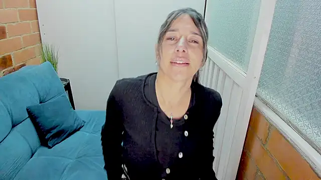 Penelope47's Live XXX Chat