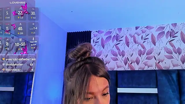 AmmyJones_ live XXX chat