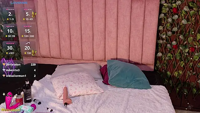 MiaJanss: онлайн-секс-чат