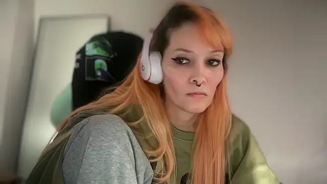 FRRANNKIE live XXX chat