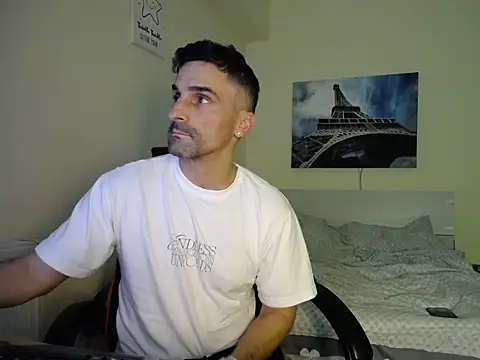 Chat +18 de amydamarw ao vivo