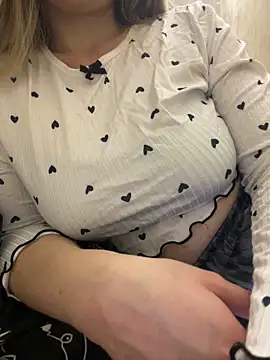 Majic_Maffin live XXX chat