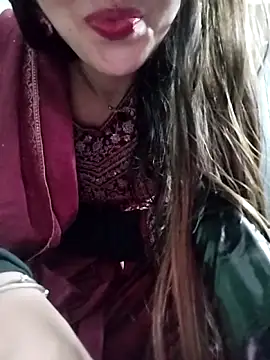 Noor_Darliing: απευθείας συνομιλία ΧΧΧ