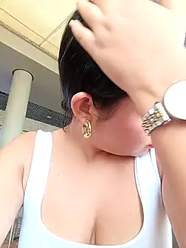 Chat +18 de Julieth_hot-69 ao vivo