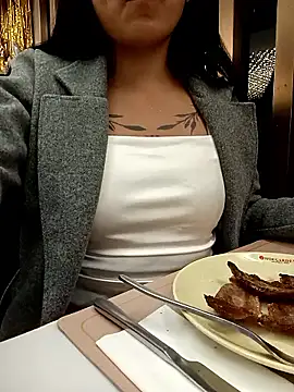 LunaHot_777 现场XXX聊天