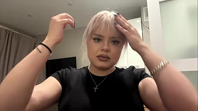 Lollyjollm – Naživo XXX chat