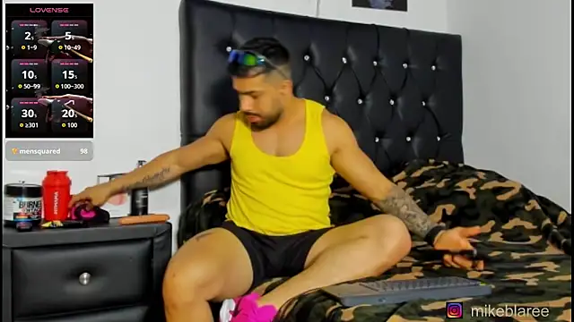 แชท XXX สดของ mikeblaree