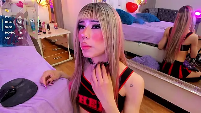 Chat +18 de Foxxy_Doll ao vivo