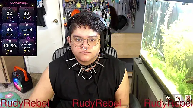 XXX chat uživo modela RudyRebel