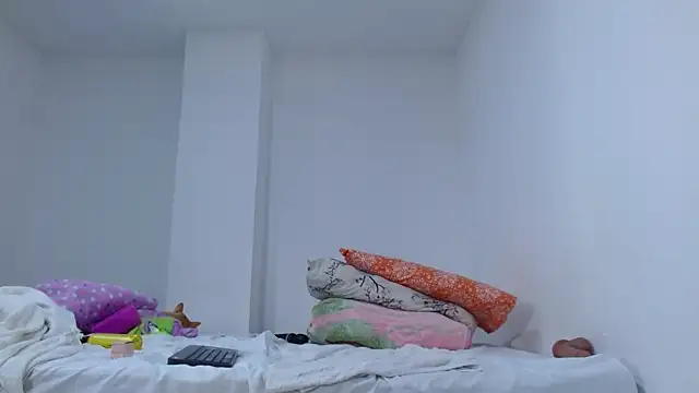 isabel_24_gil Adlı Modelin Canlı XXX Sohbeti