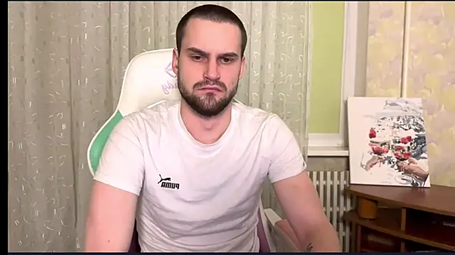 Show modela Cari__ na web-kameri