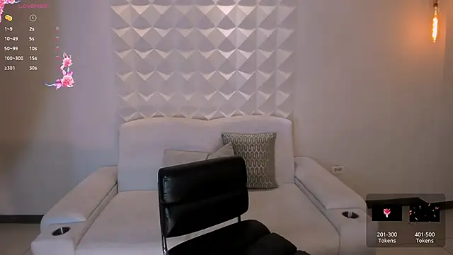 JuanitaClay's Live XXX Chat