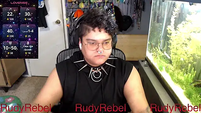 RudyRebel: διαδικτυακό σόου στην κάμερα