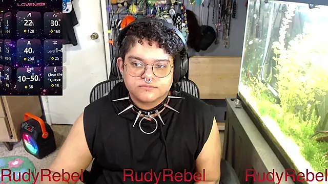 RudyRebel: διαδικτυακό σόου στην κάμερα