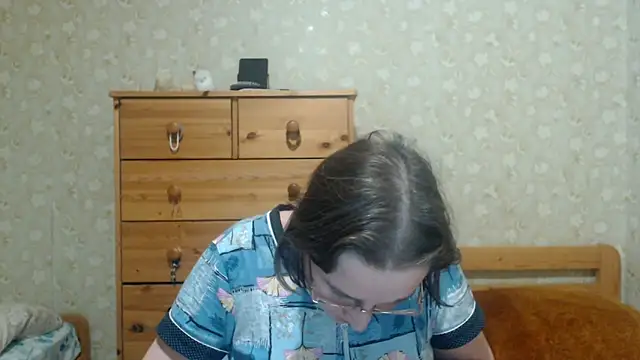 XXX chat uživo modela Smart_Rose