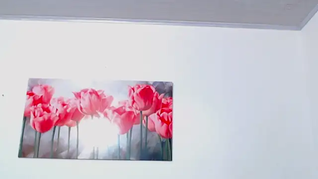 pinky_f00x's Live XXX Chat