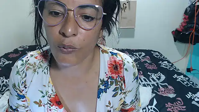 Chat XXX en directo de kateleyagrey