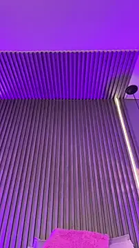 Živý XXX chat MiaPetit_