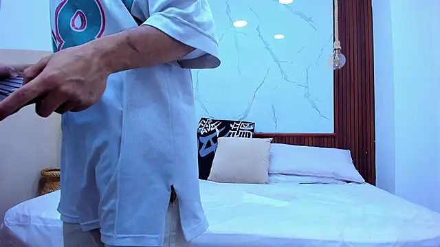 Loversinfire2 Show Webcam