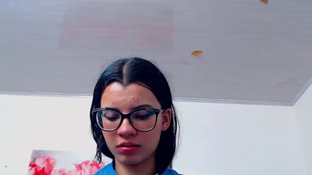 Chat XXX ao vivo de pinky_f00x