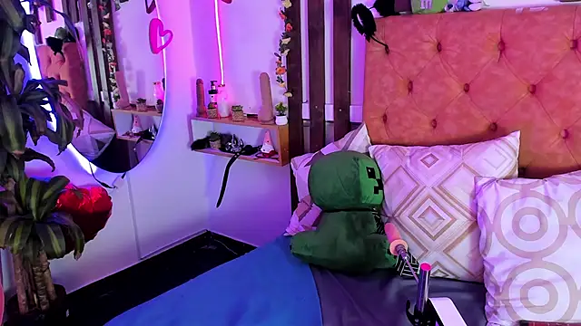 Chat +18 de MeowMota_ ao vivo