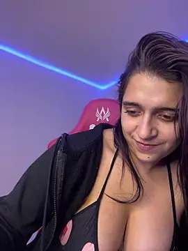 Alice777_'s Live XXX Chat