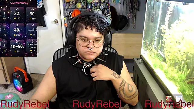 Pokazy przed kamerką – RudyRebel