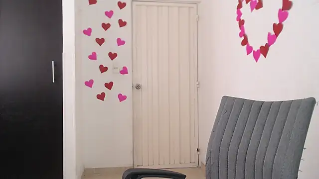 Chat +18 de misskaro ao vivo