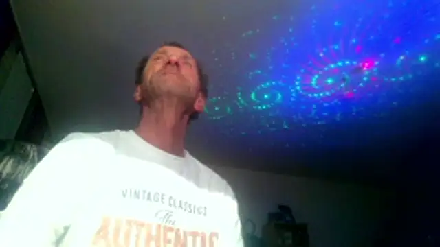 Sabrinchen Pertunjukan Webcam