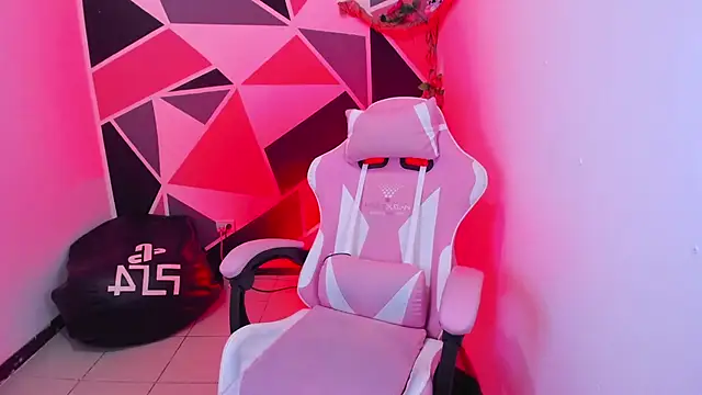 Živý XXX chat little_emma0