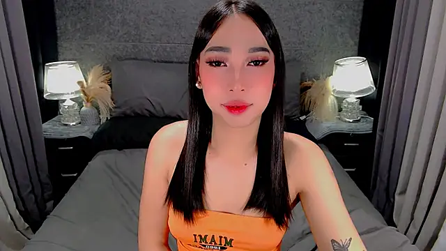 saphira_fucks 网络视讯表演