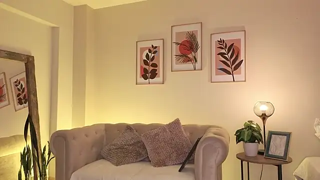 DahianaWalcott's Live XXX Chat