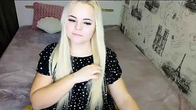 lovely-eyes live XXX chat