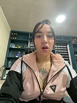 EmmyEvans1 Live XXX-chat