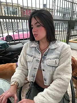 Chat XXX ao vivo de PamelaJonsom_