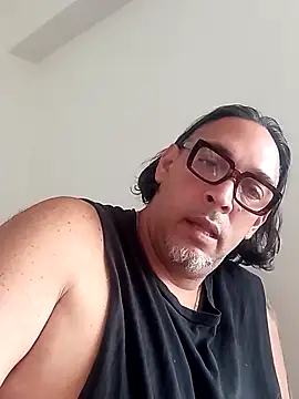 Czat XXX na żywo – Big_vittollo